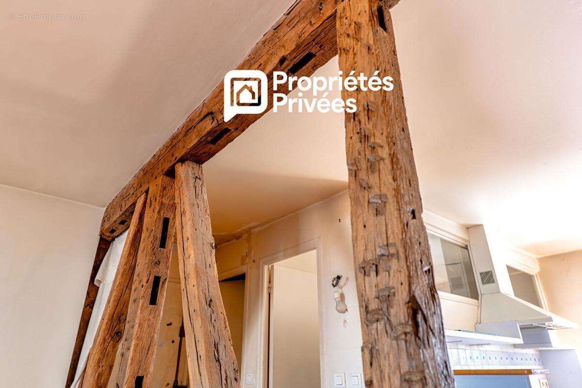 Appartement à PARIS-4E