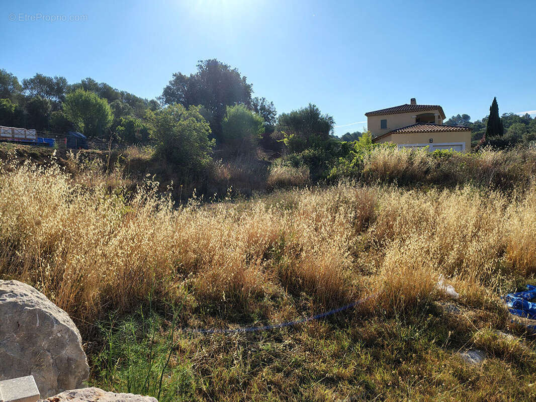Tavernes, terrain constructible viabilisé de 1000m2 Plein Sud  vue campagne à Tavernes - photo 8