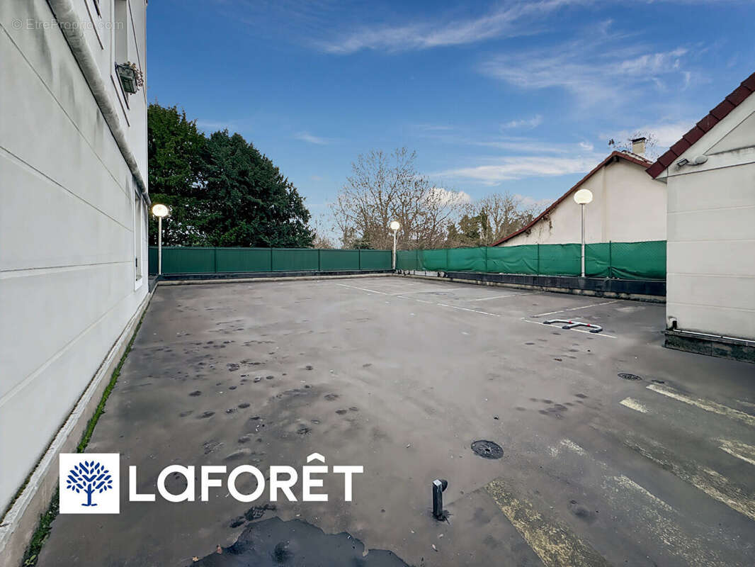 Parking à MORSANG-SUR-ORGE