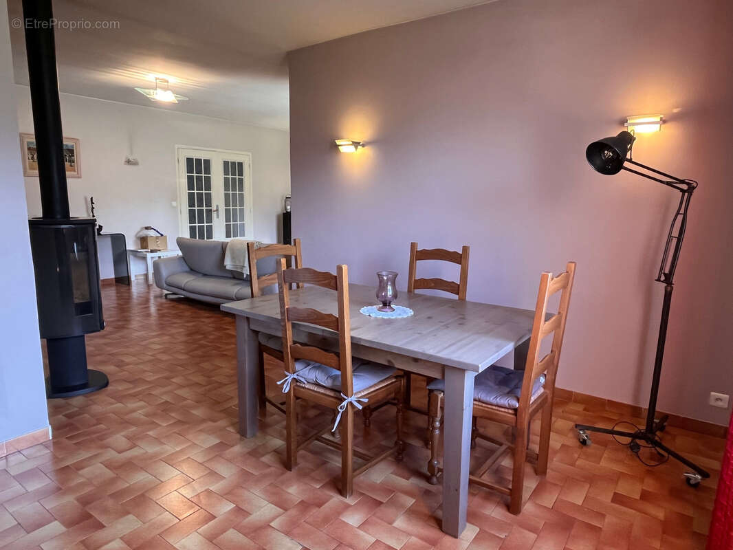 Maison à SAINT-VALLIER-DE-THIEY