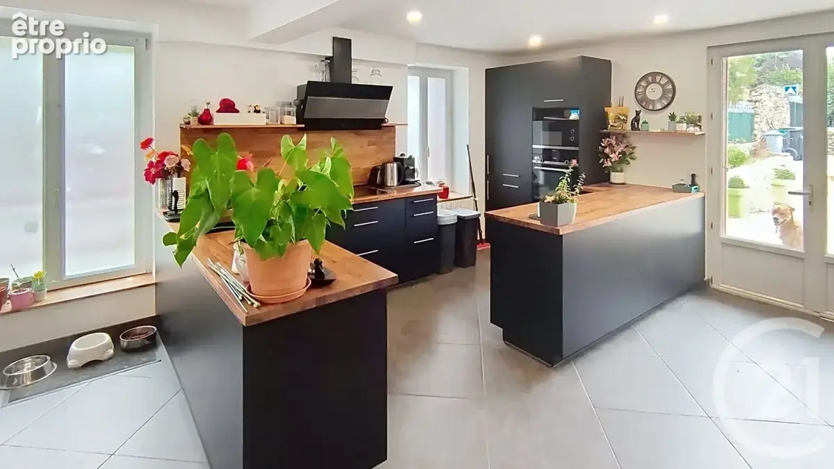 Maison 119 m² à Soignolles-En-Brie  - photo 4