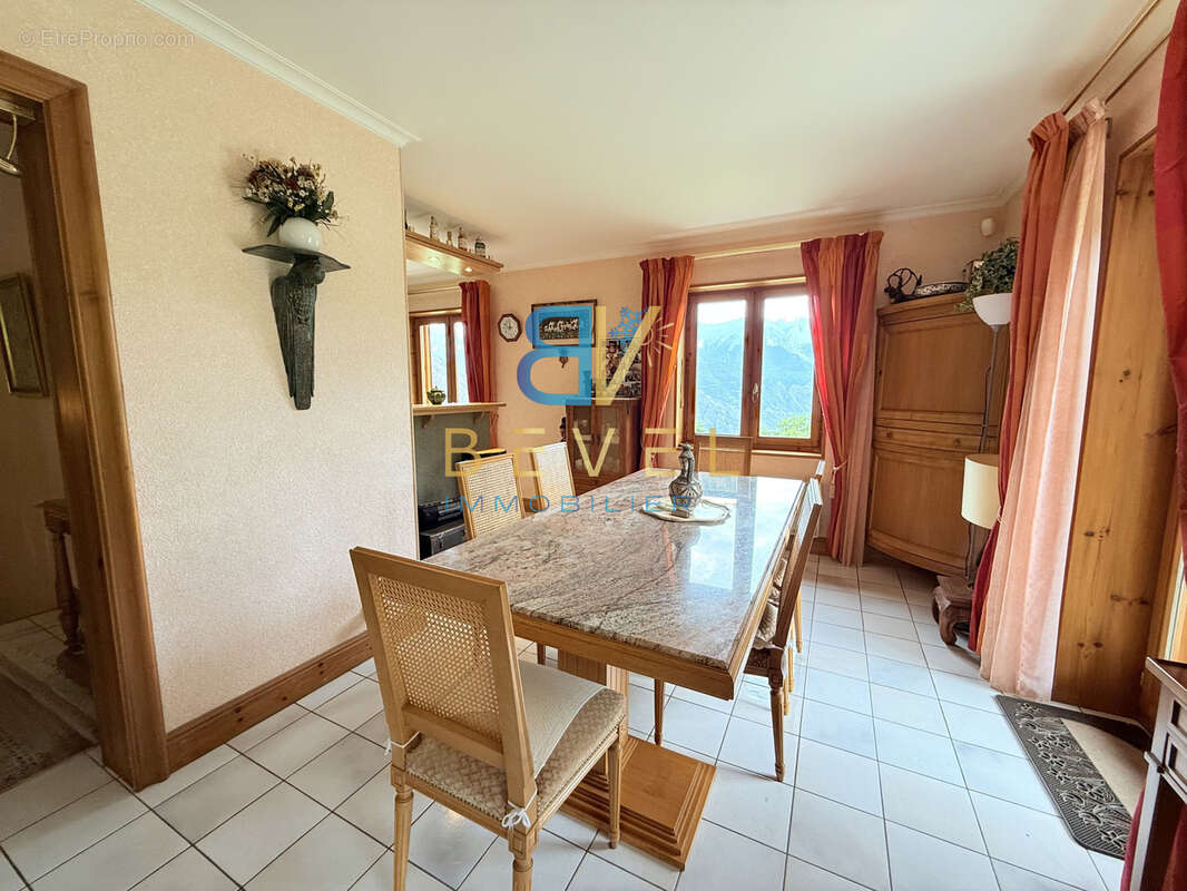 Maison à SAINT-PANCRACE