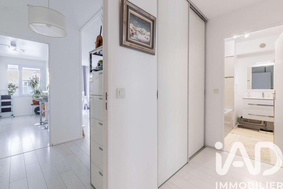 Photo 9 - Appartement à VIRY-CHATILLON