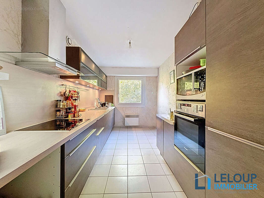 Appartement à DEVILLE-LES-ROUEN