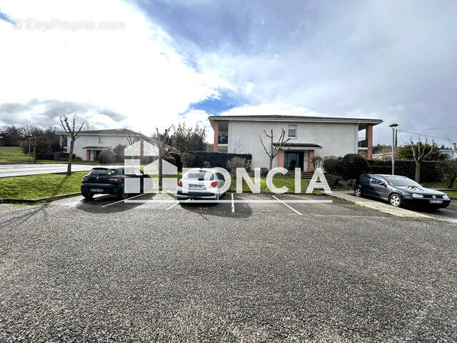 Appartement à PUJOLS