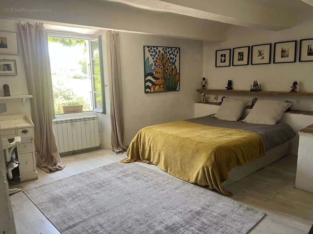 Appartement à TOURTOUR