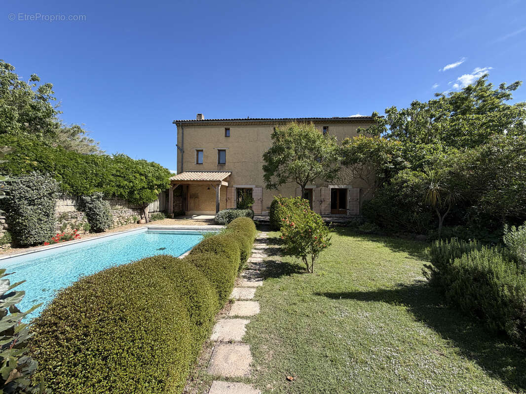 Maison à SAINT-QUENTIN-LA-POTERIE