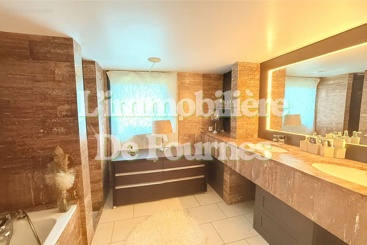 Maison à ESCOBECQUES