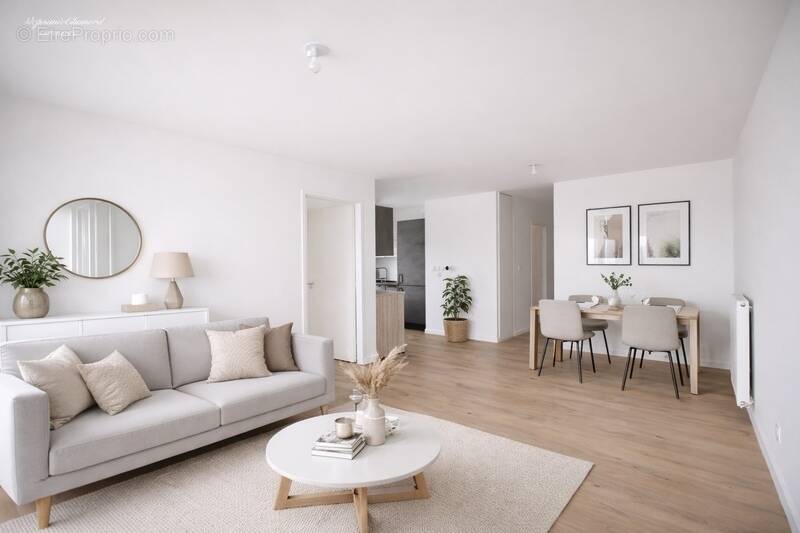Appartement à SAINT-BONNET-DE-MURE