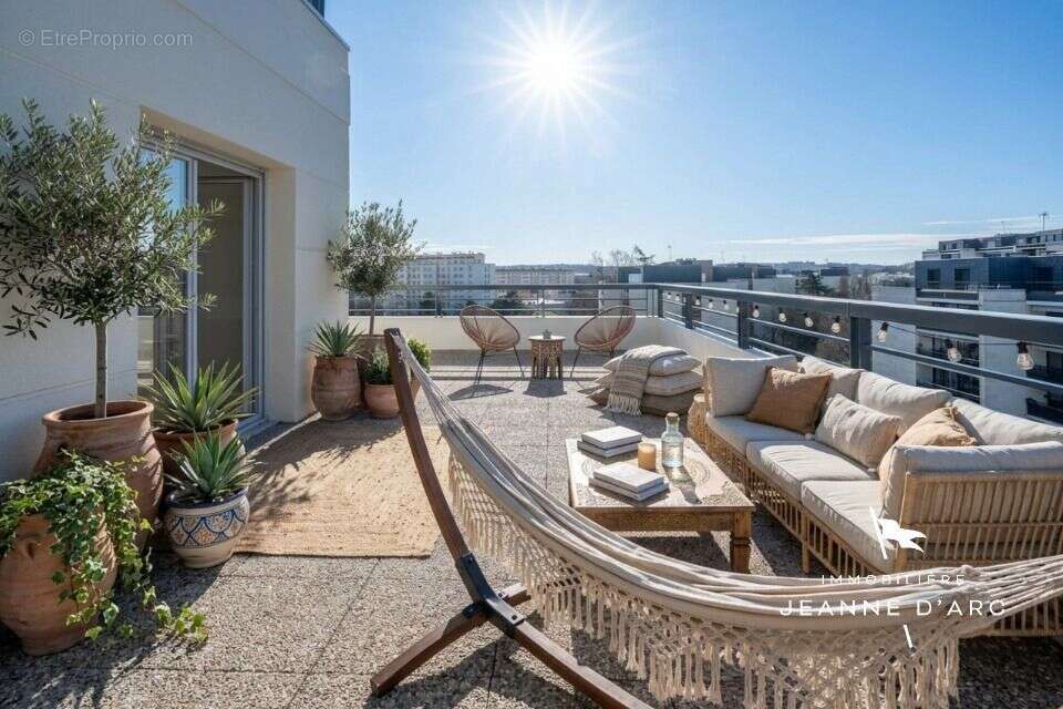 Appartement à VERSAILLES