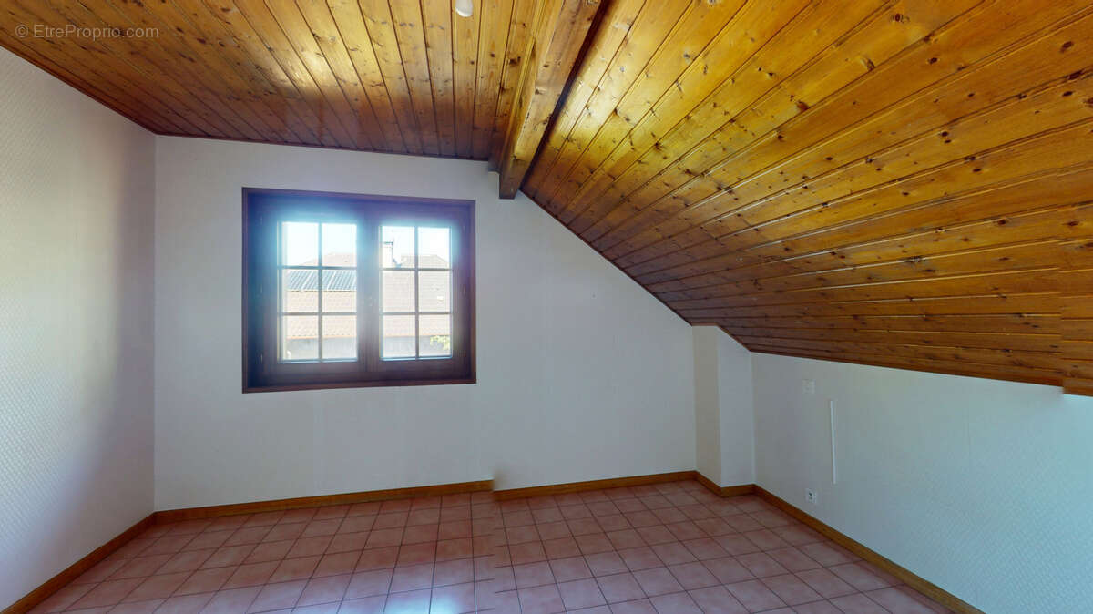Maison à NEUVECELLE