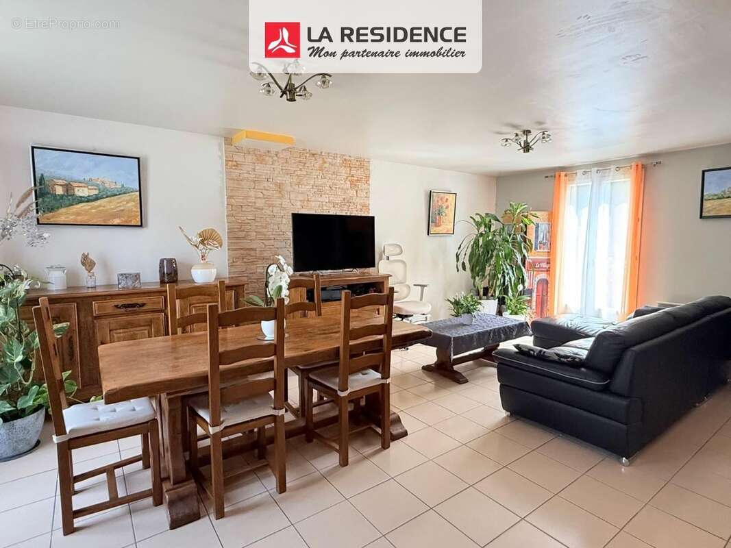 Maison 108 m² à Montigny-Les-Cormeilles  - photo 2