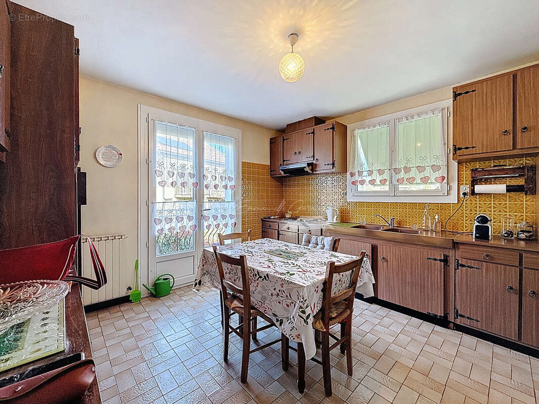 Grande maison familiale avec jardin, vue Viaduc ! - photo 8