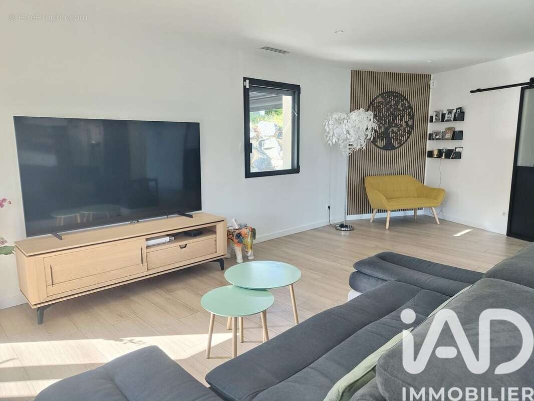 Maison 138 m² à Malleval  - photo 9