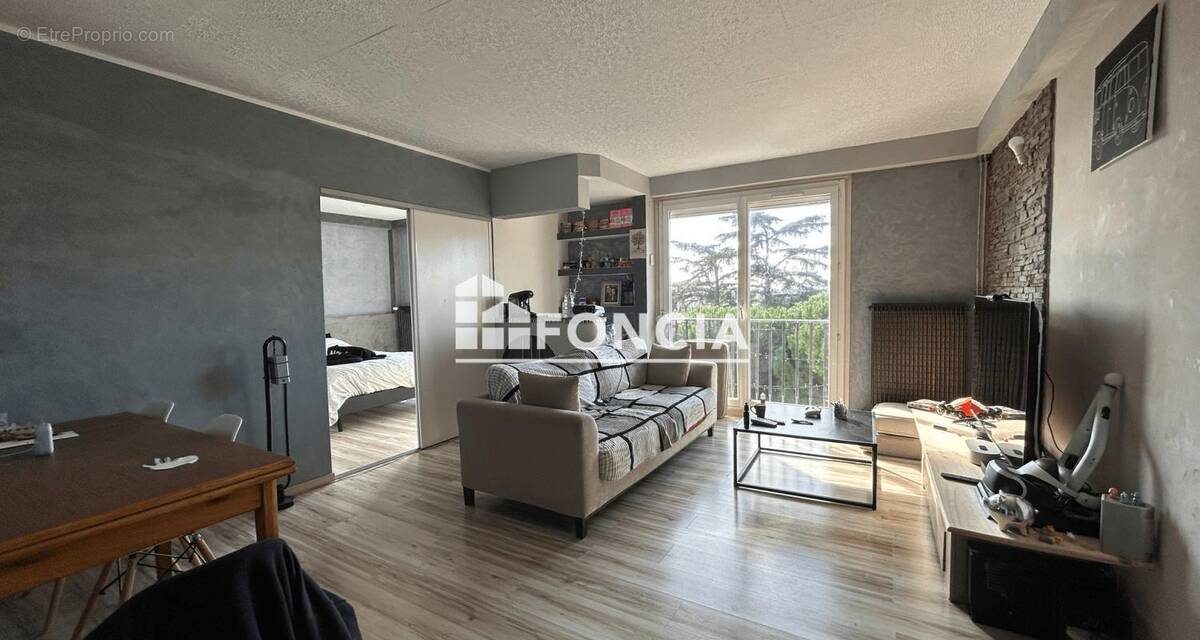 Appartement à NIMES