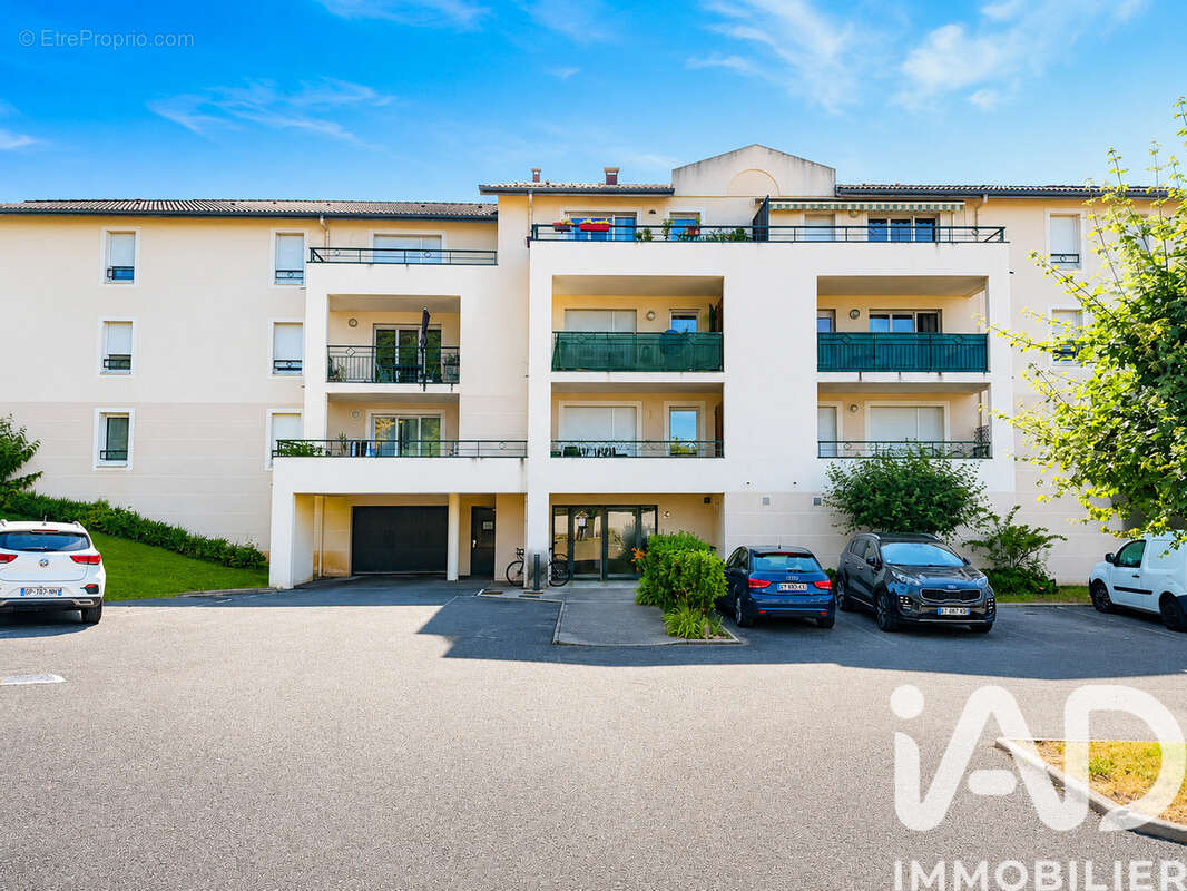 Photo 3 - Appartement à L'ISLE-D'ABEAU