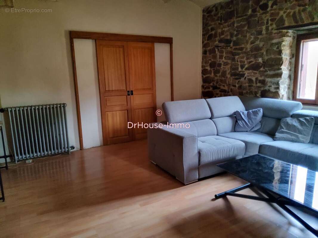 Maison à MOLIERES-SUR-CEZE