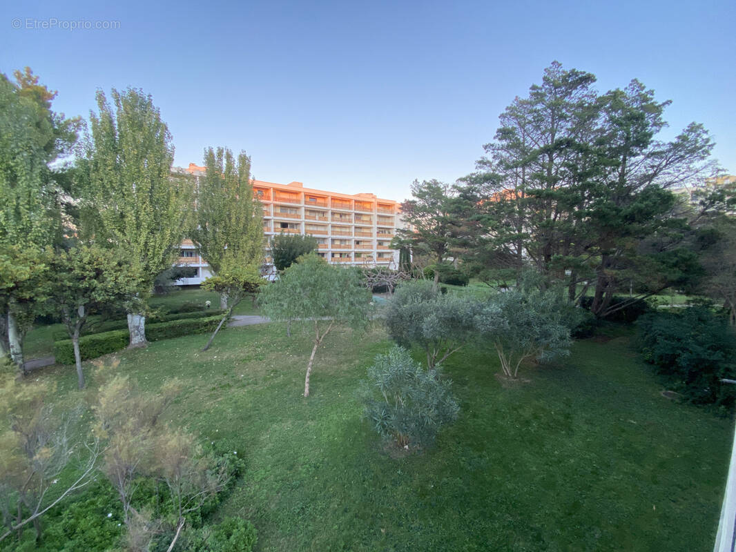 Photo Appartement à Marseille-8e au prix de 300 000€