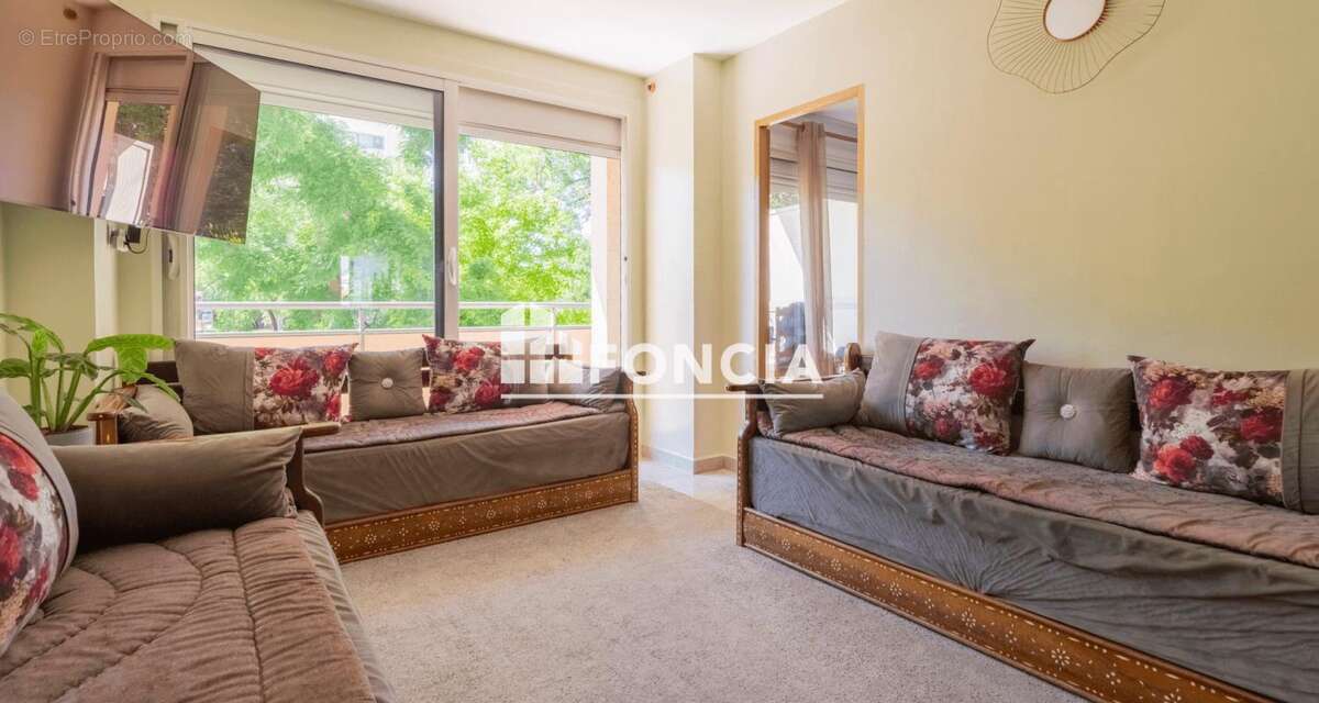 Appartement à MARSEILLE-9E