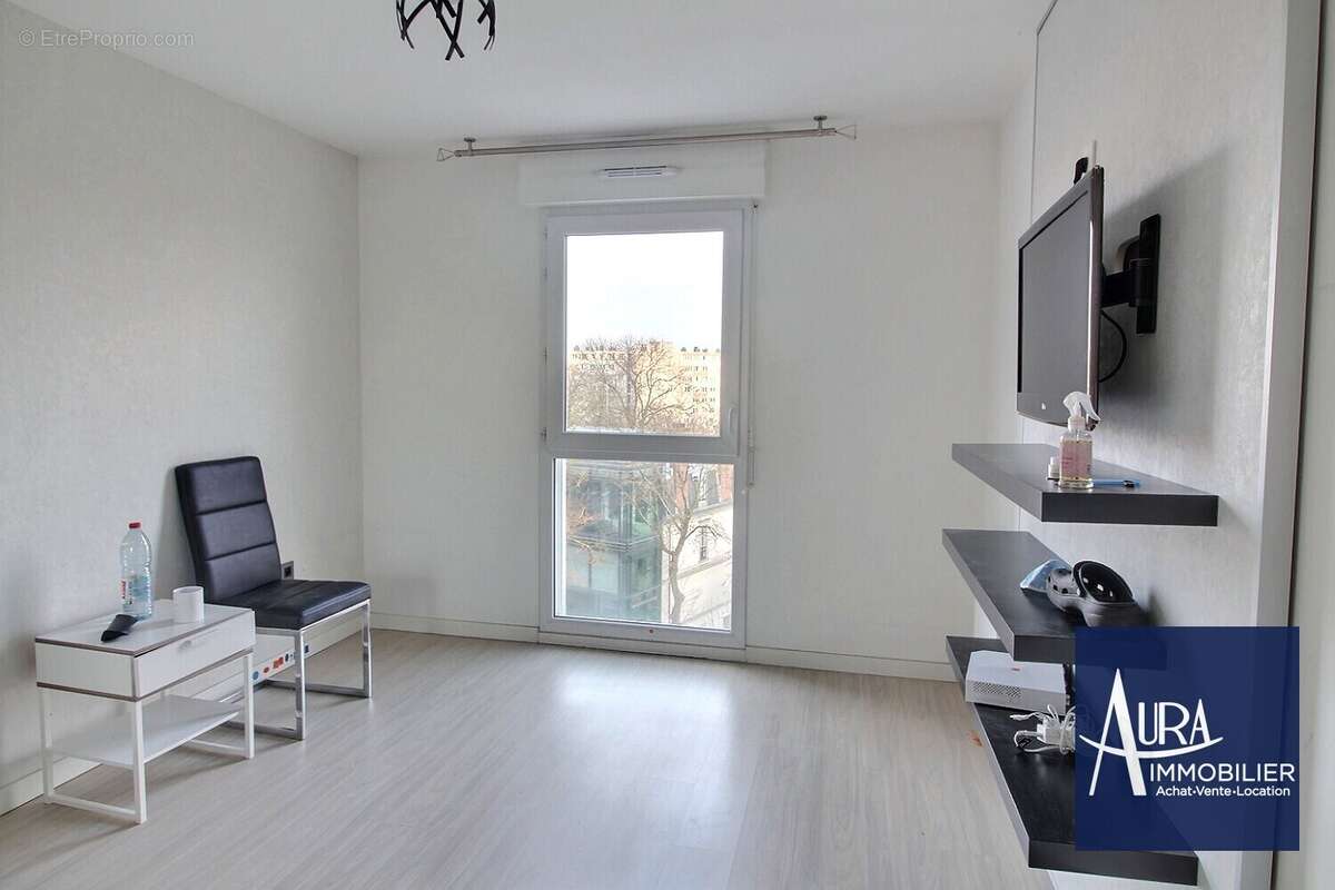 exposio_0005 - Appartement à LES LILAS