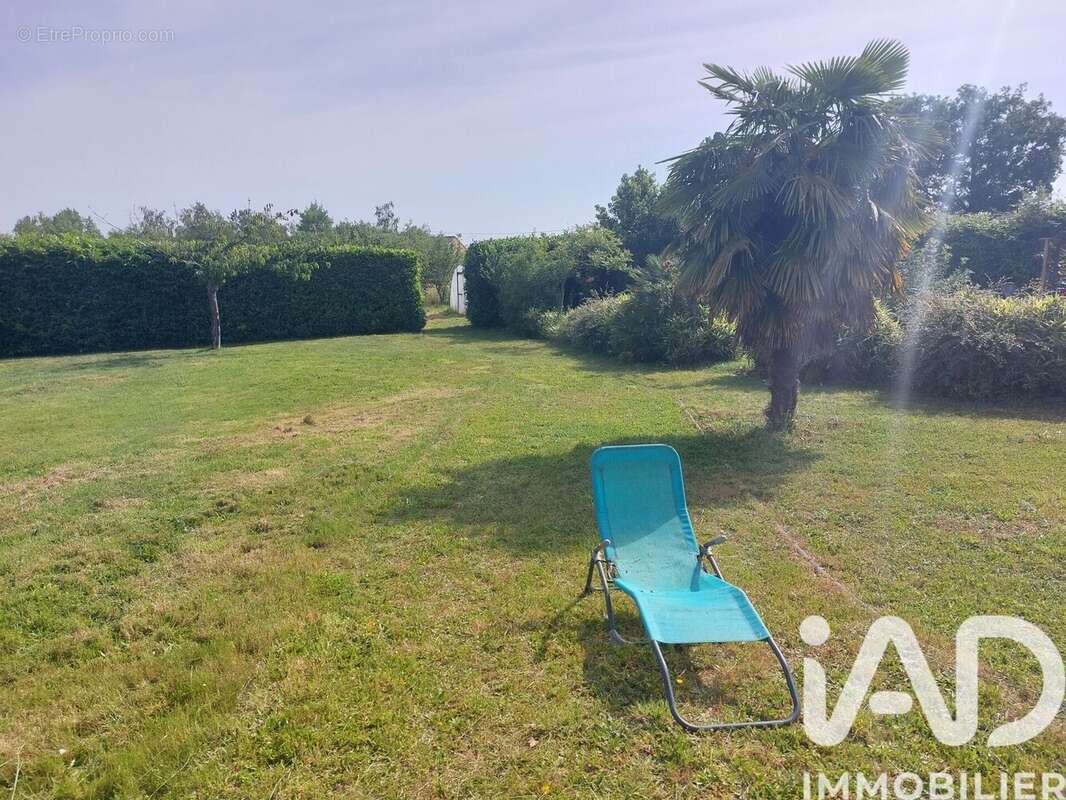 Maison 133 m² à Barbechat  - photo 2