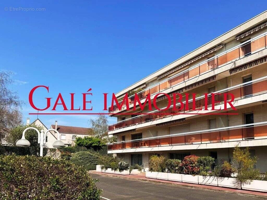 Appartement à BOURG-LA-REINE