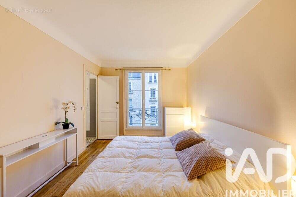Photo 7 - Appartement à COURBEVOIE