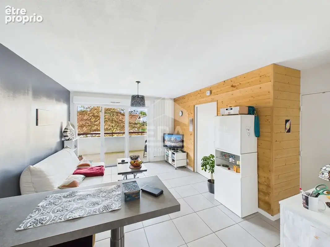 Ustaritz - Vente Appartement  T2 - refait à neuf - Rez-de-chaussée - photo 2