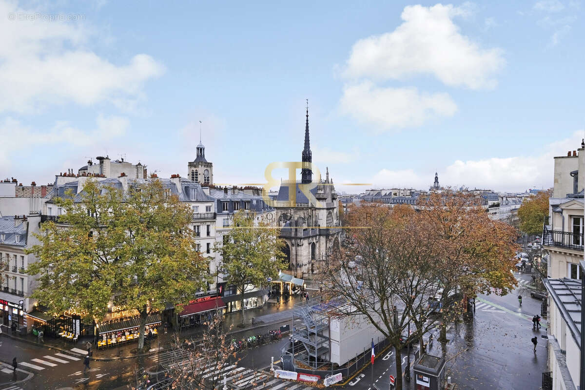 Appartement à PARIS-10E