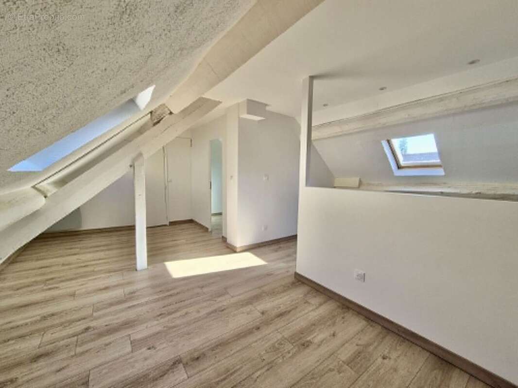 Appartement 23 m² à Chalon-Sur-Saone  - photo 2