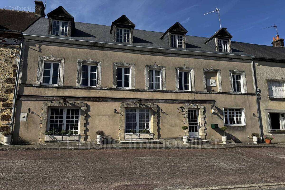 Maison à FEINGS