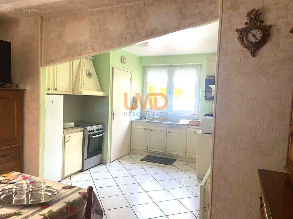 Grande maison avec piscine - photo 18