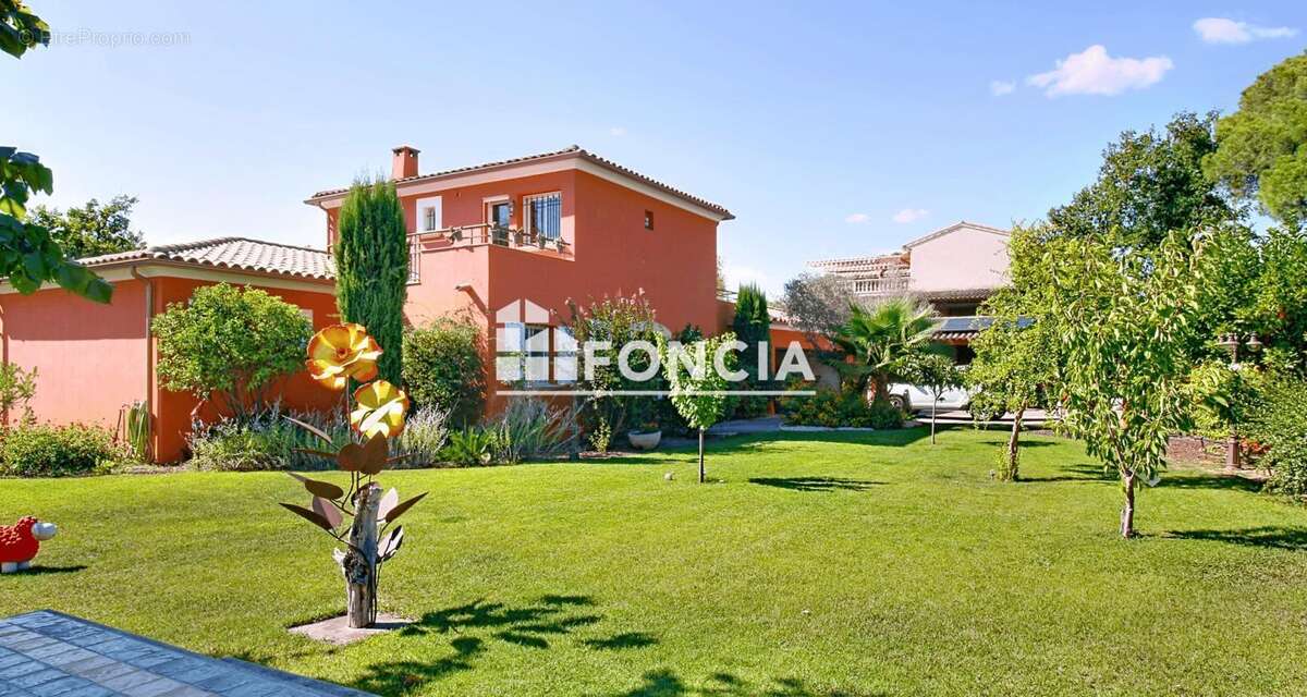 Maison à FREJUS