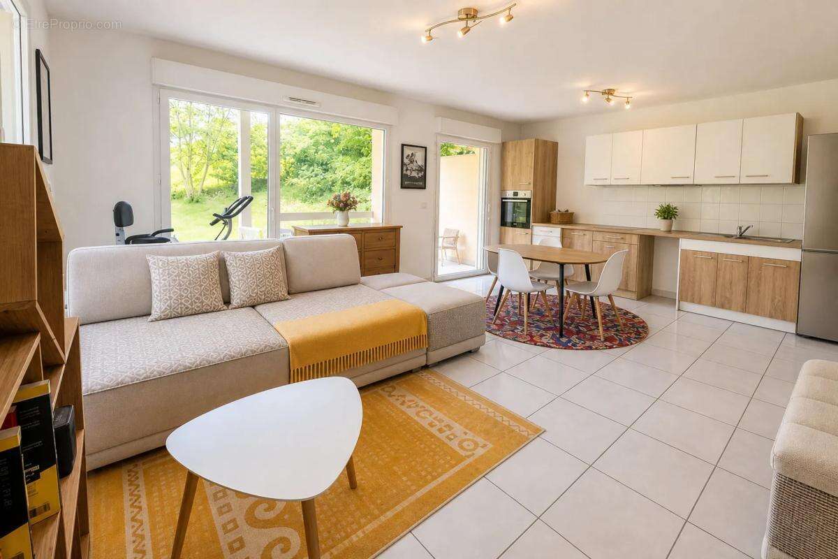 Appartement à VETRAZ-MONTHOUX