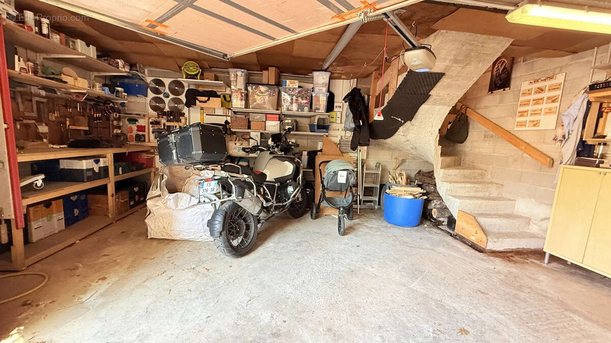 Maison à POURRIERES