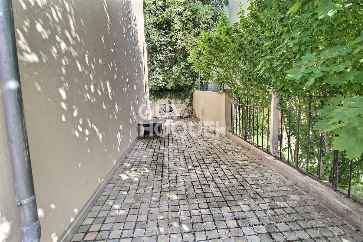En exclusivite maison chaville  rive droite - photo 4
