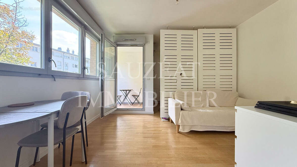 Bagneux - Studio vendu loué avec bonne rentabilité locative - photo 2