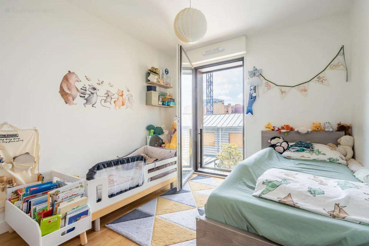 Appartement de 4 pièces et son extérieur à Clichy - 80m2 - photo 9