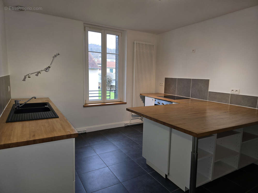 Appartement à ESSEY-LES-NANCY