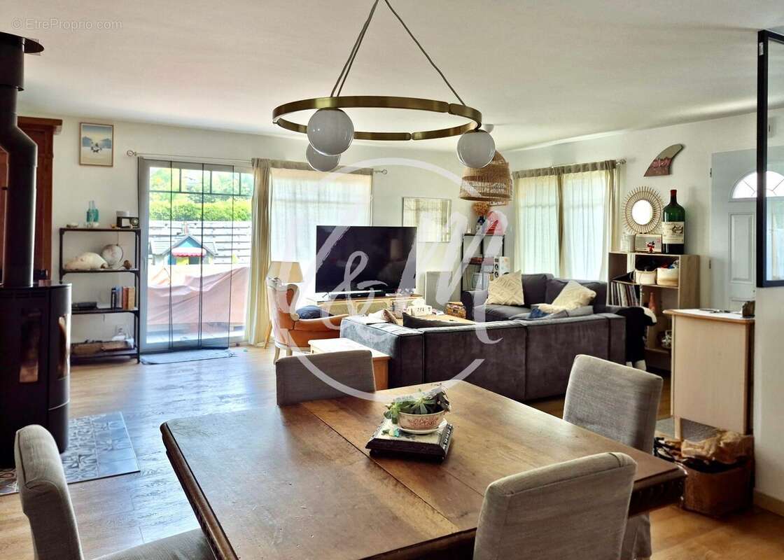 Maison 95 m² à Lanton  - photo 2