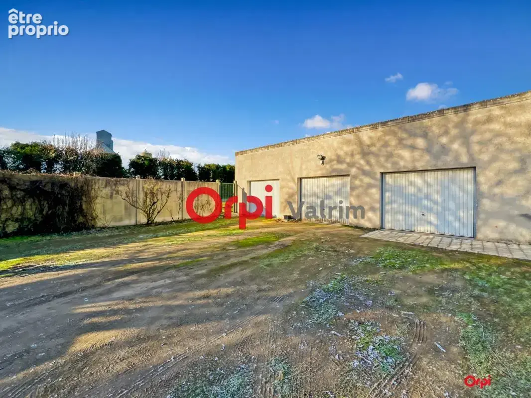  Longère d'exception : 315 m² de charme et 7 300 m² de liberté près de Josnes  - photo 17