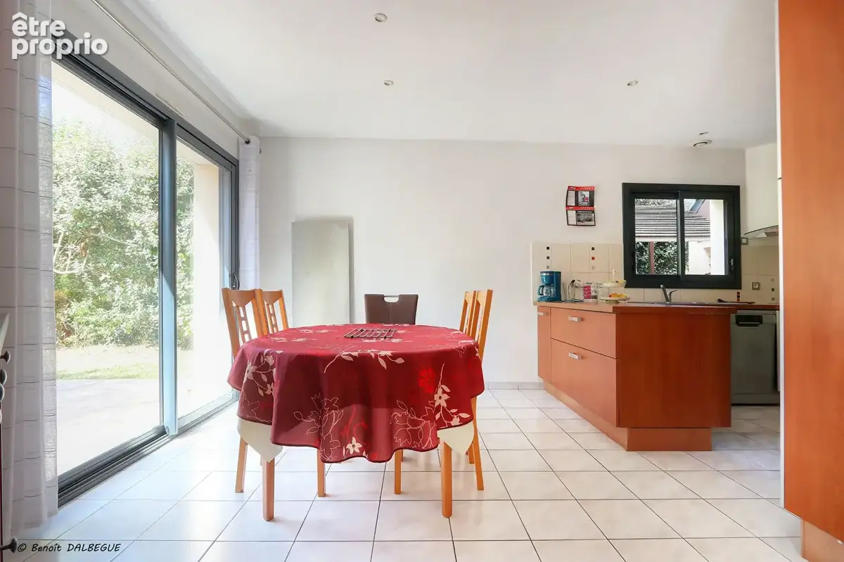 Maison Le Rheu 7 pièces 150m2 - photo 5