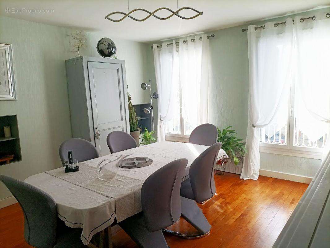 Appartement à CHATELLERAULT