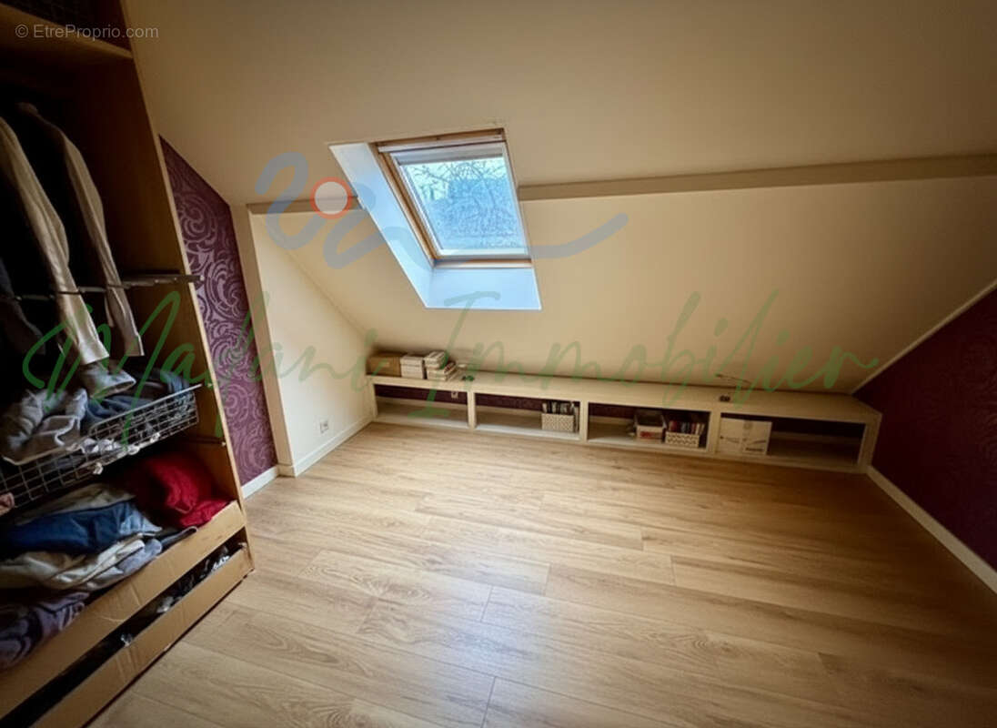 Maison à BONNIERES-SUR-SEINE