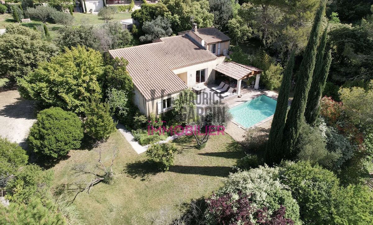 Maison à VACQUEYRAS