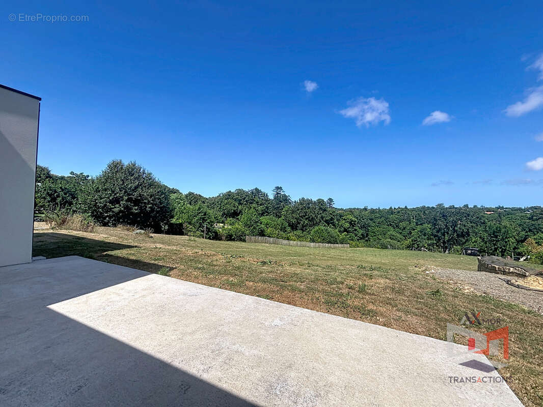 PLEUMEUR-BODOU : Maison contemporaine avec vue dégagée - au calme - photo 12