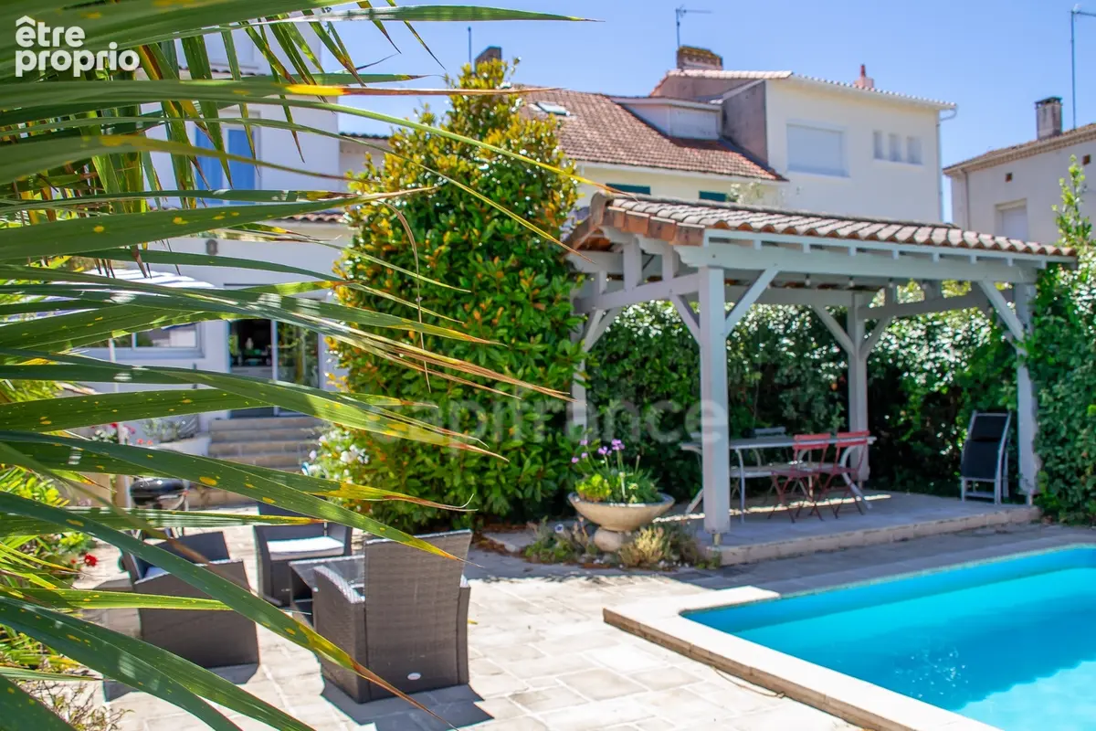 Maison à vendre 7 pièces ROYAN (17) - photo 2