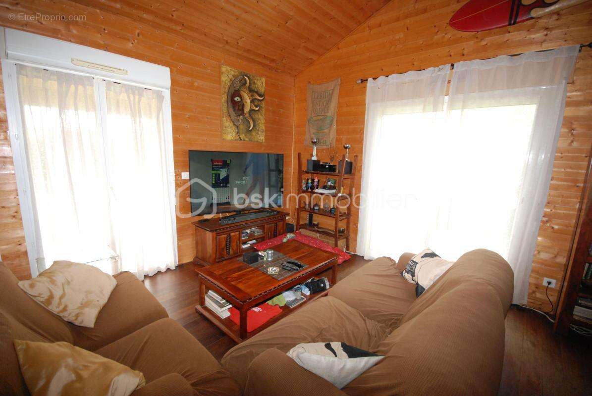 Maison à PORT-DE-LANNE