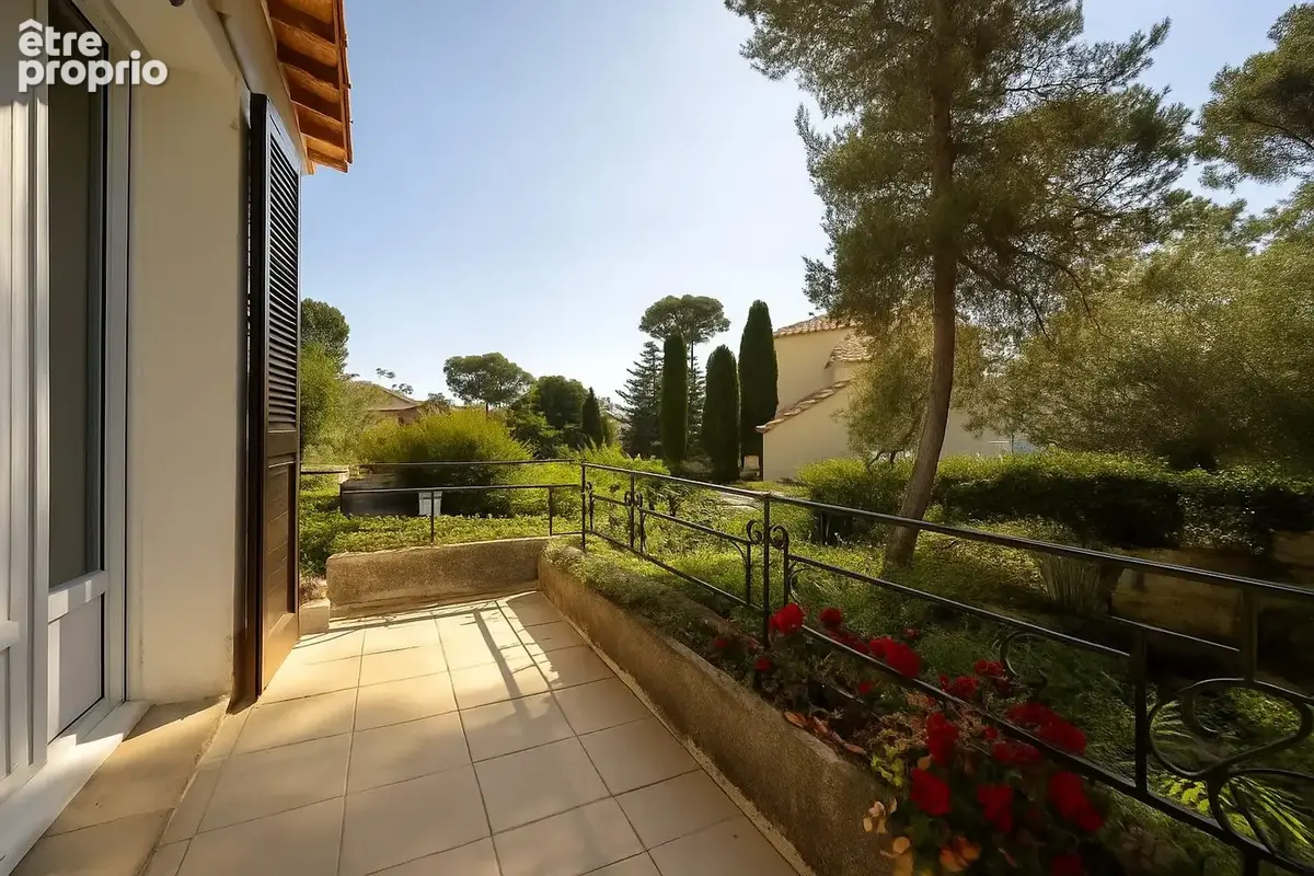 Maison 190 m² à Antibes  - photo 4