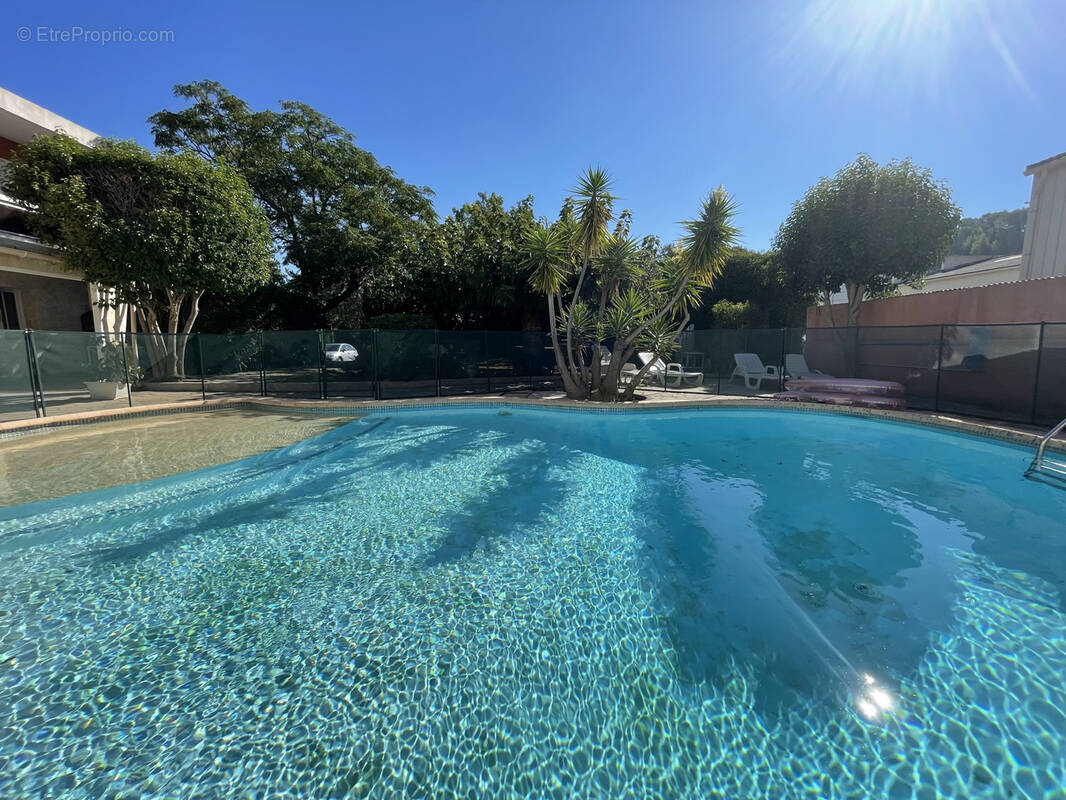 Appartement à HYERES